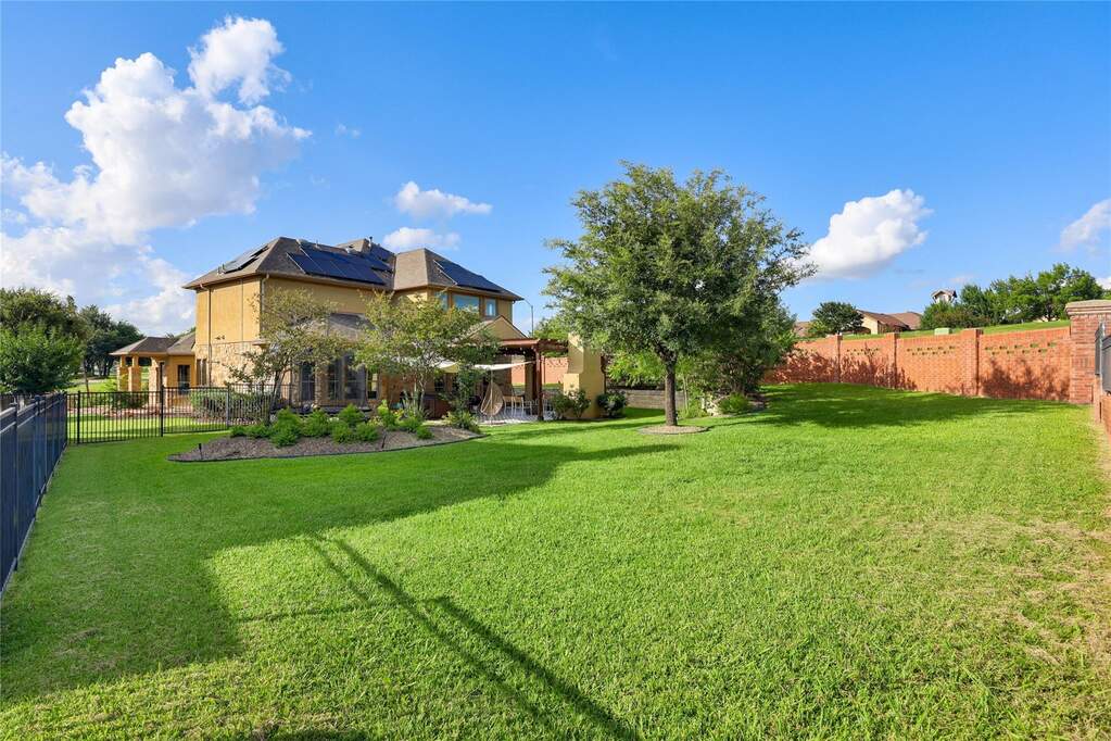 4 Bedroom Single Family Home/House's Image 24