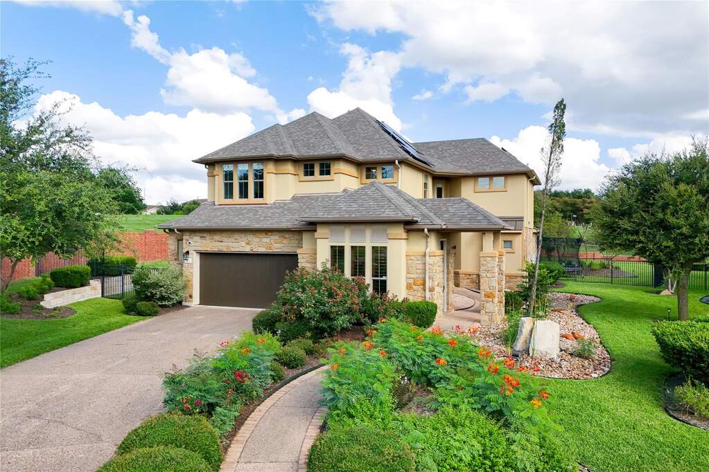 4 Bedroom Single Family Home/House's Image 30