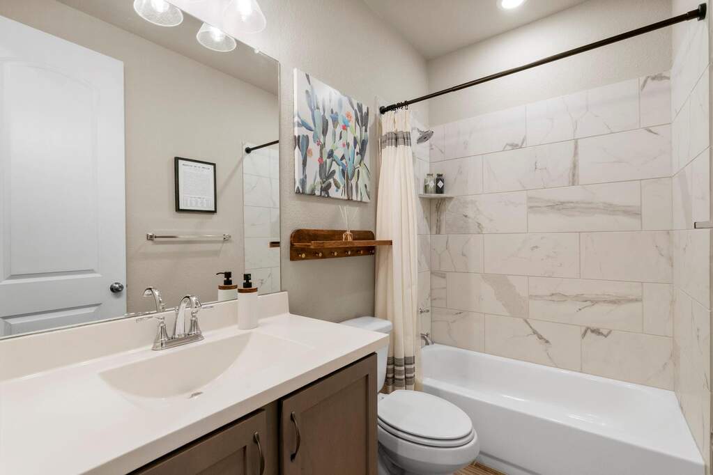 4 Bedroom Single Family Home/House's Image 19