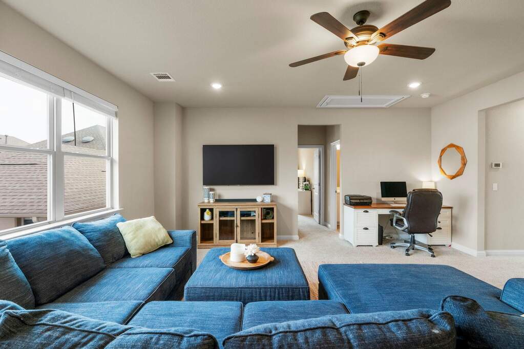 4 Bedroom Single Family Home/House's Image 22