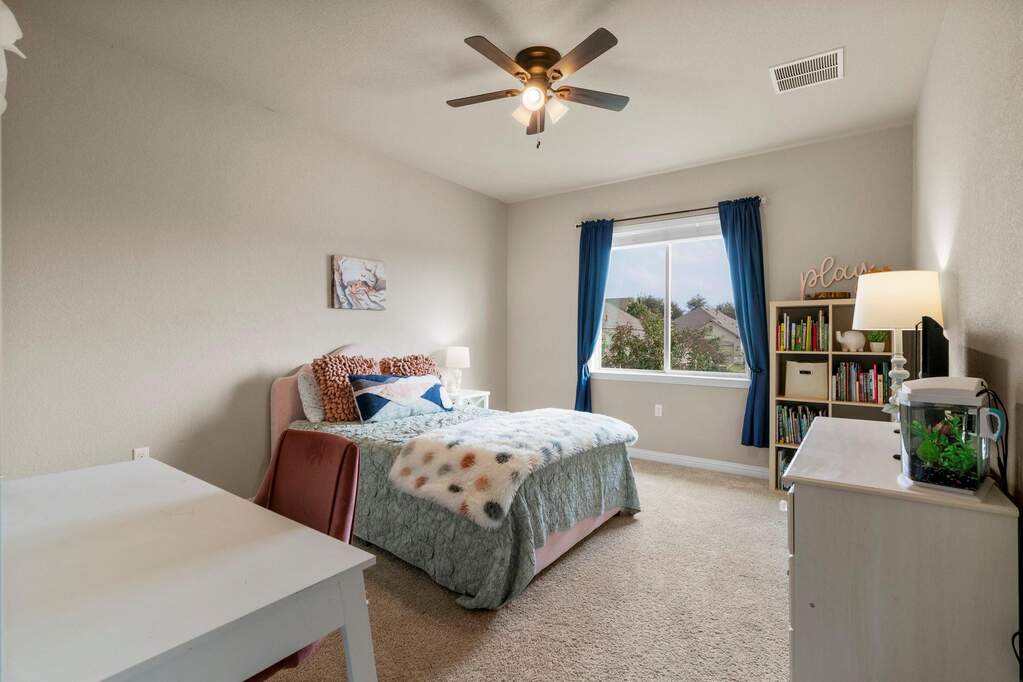 4 Bedroom Single Family Home/House's Image 23