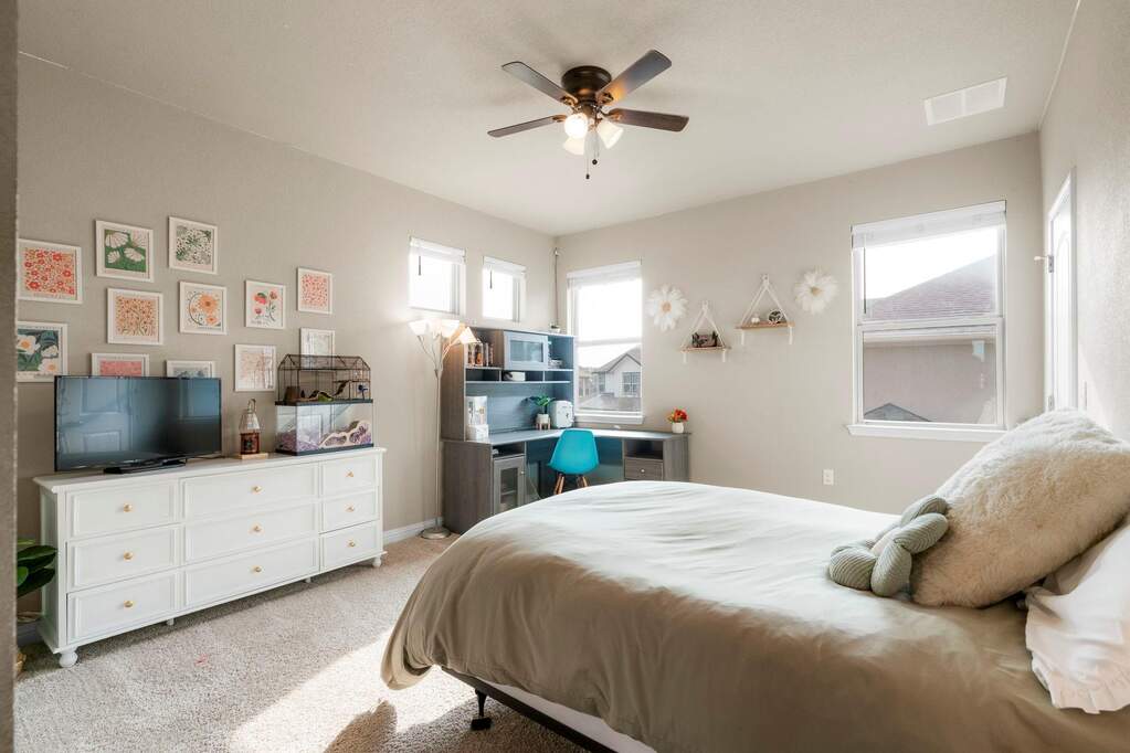 4 Bedroom Single Family Home/House's Image 25