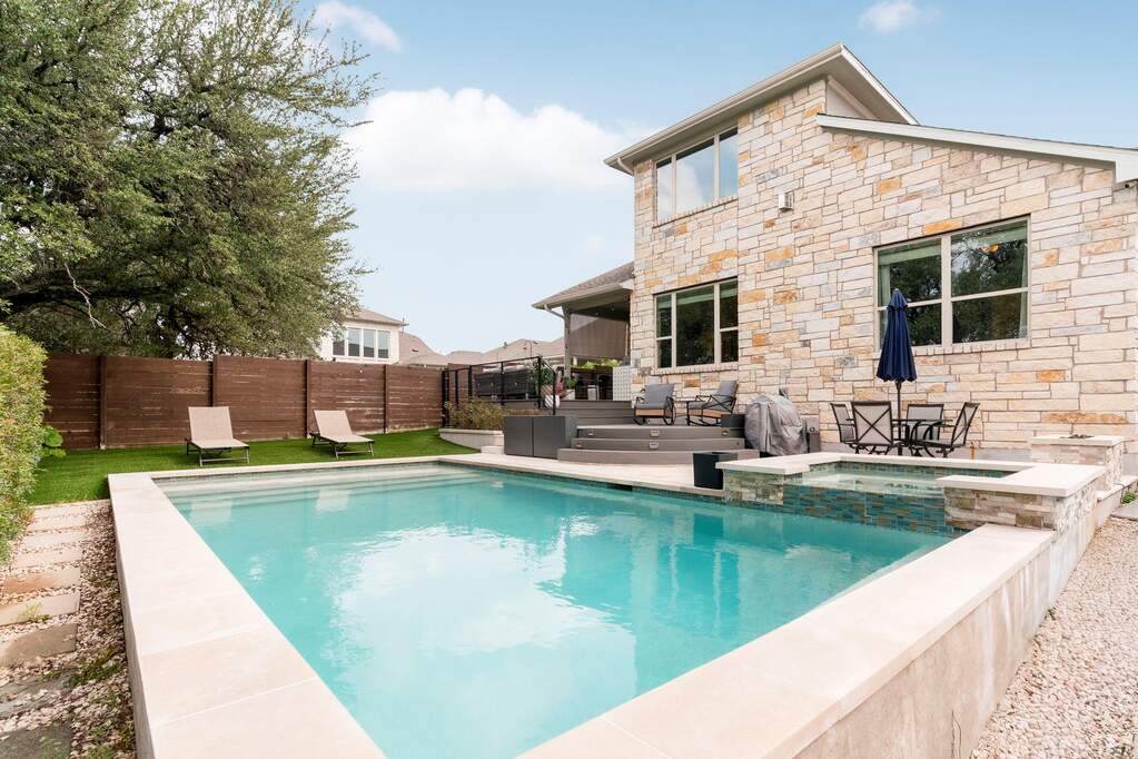 4 Bedroom Single Family Home/House's Image 31