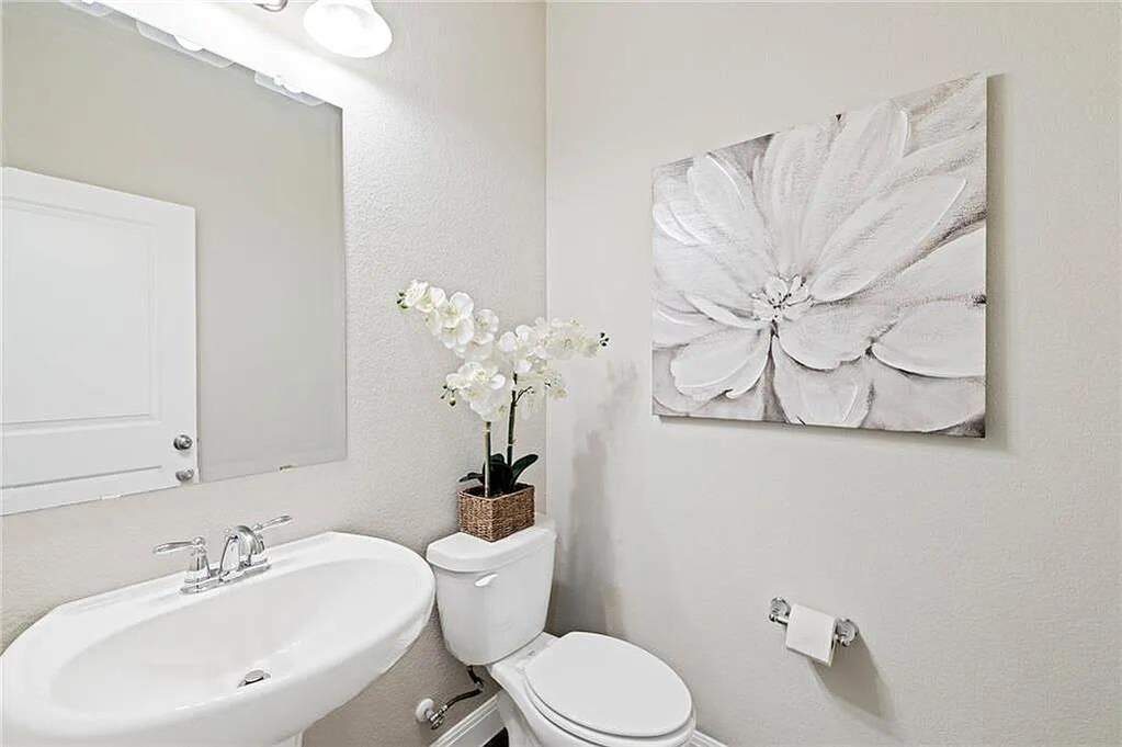 4 Bedroom Single Family Home/House's Image 18