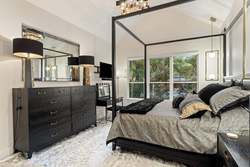 3 Bedroom Single Family Home/House's Image 12