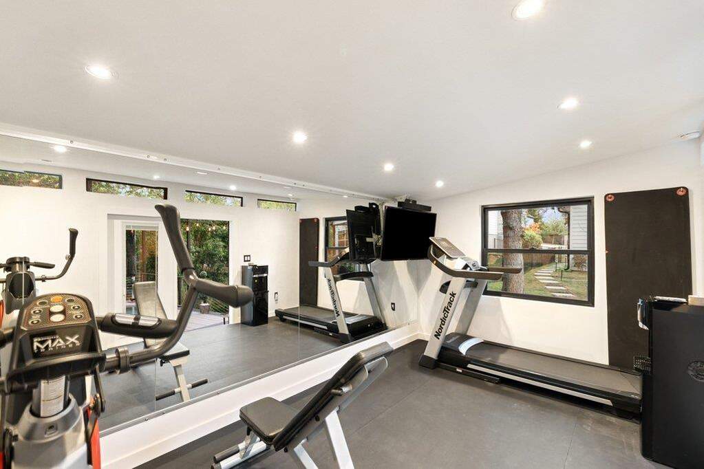 3 Bedroom Single Family Home/House's Image 25