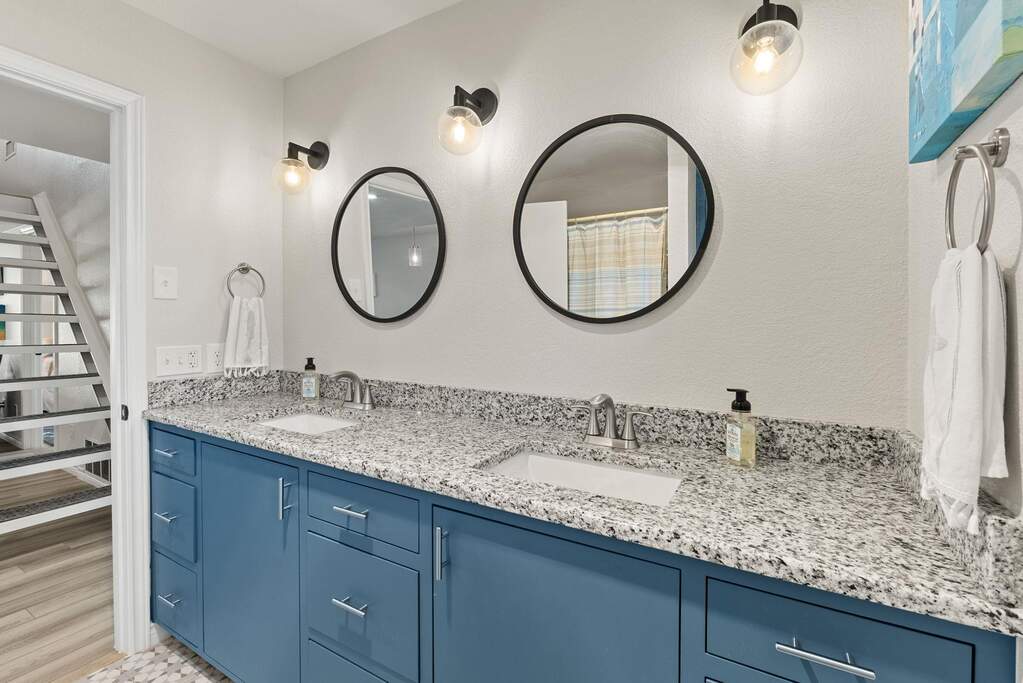 4 Bedroom Single Family Home/House's Image 27