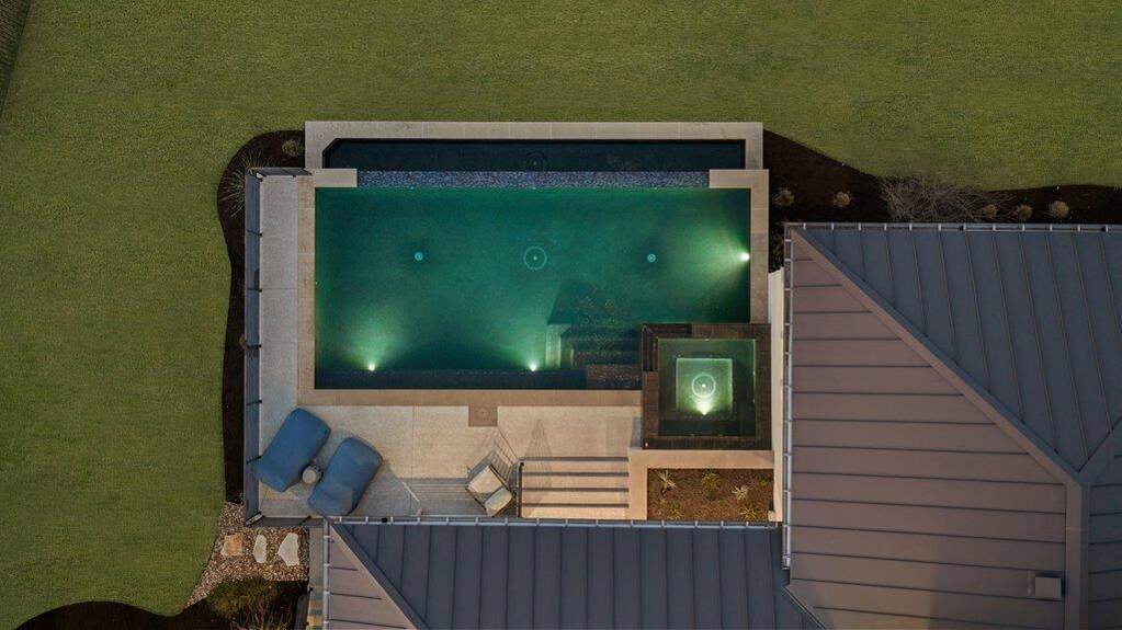 5 Bedroom Single Family Home/House's Image 31