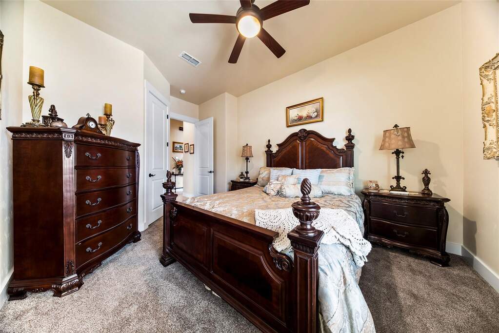 4 Bedroom Single Family Home/House's Image 29