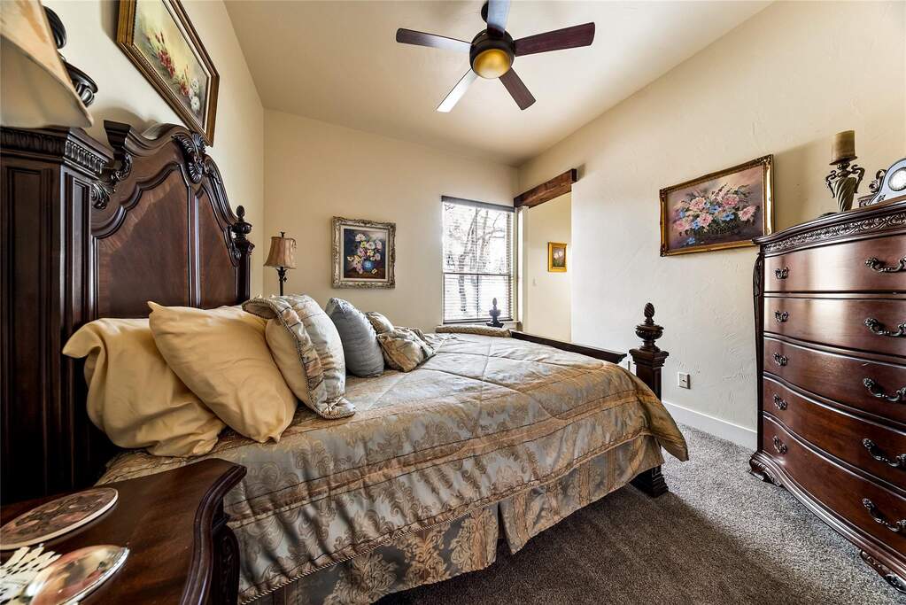 4 Bedroom Single Family Home/House's Image 30