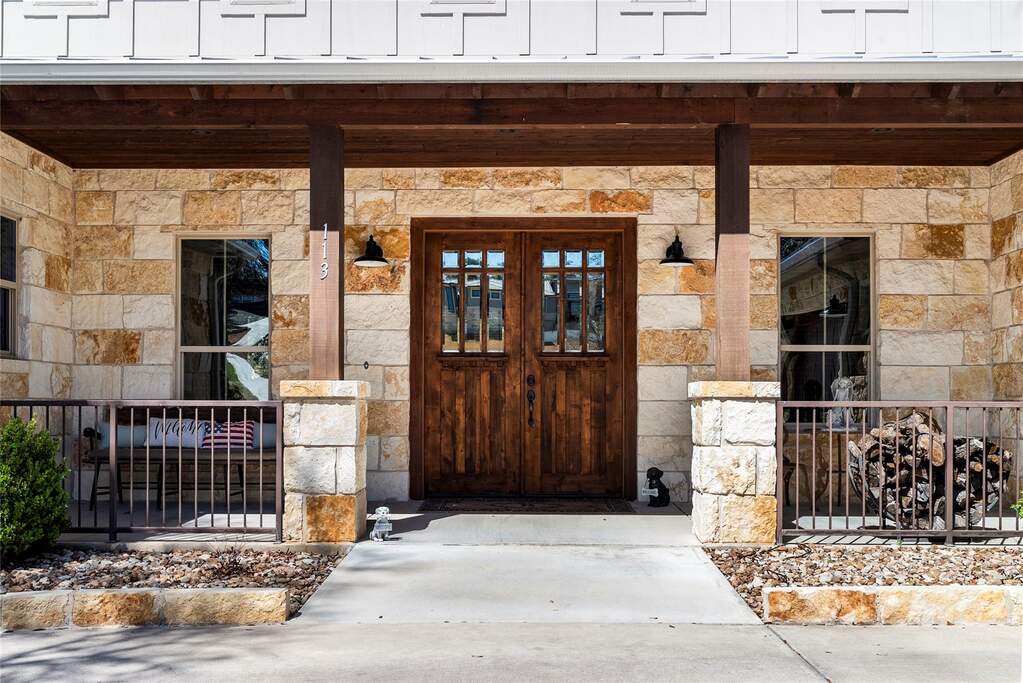 4 Bedroom Single Family Home/House's Image 36