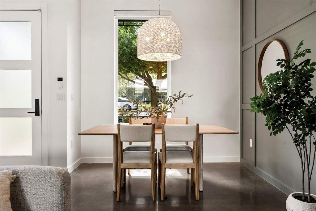 3 Bedroom Single Family Home/House's Image 18