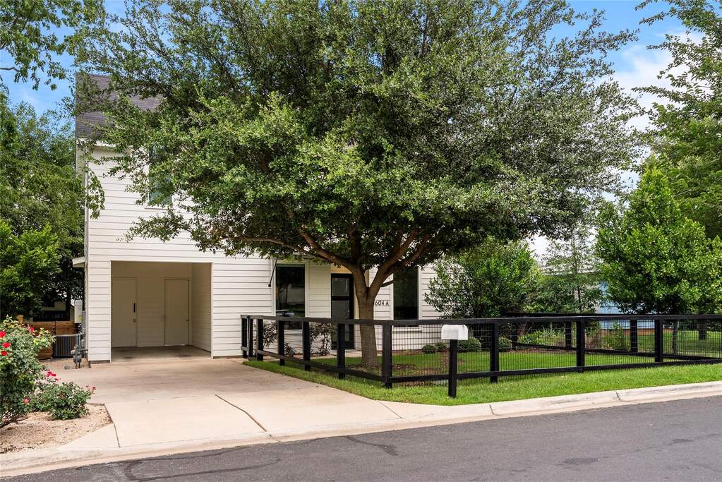 3 Bedroom Single Family Home/House's Image 5