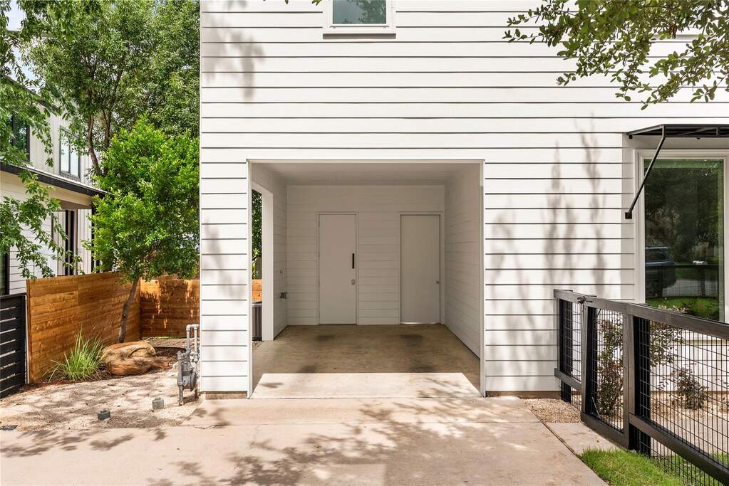 3 Bedroom Single Family Home/House's Image 6