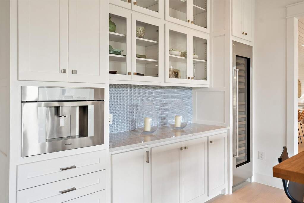 5 Bedroom Single Family Home/House's Image 36