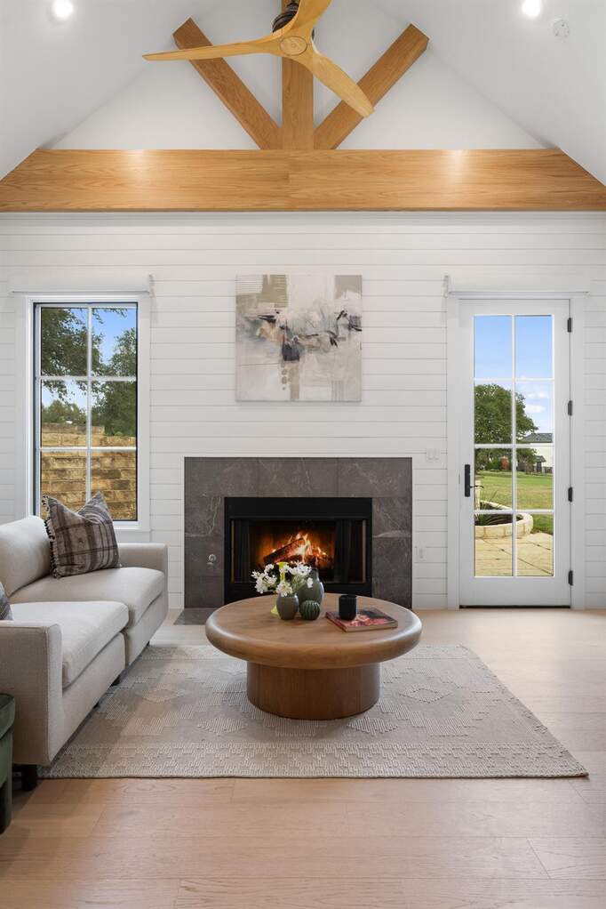 5 Bedroom Single Family Home/House's Image 37