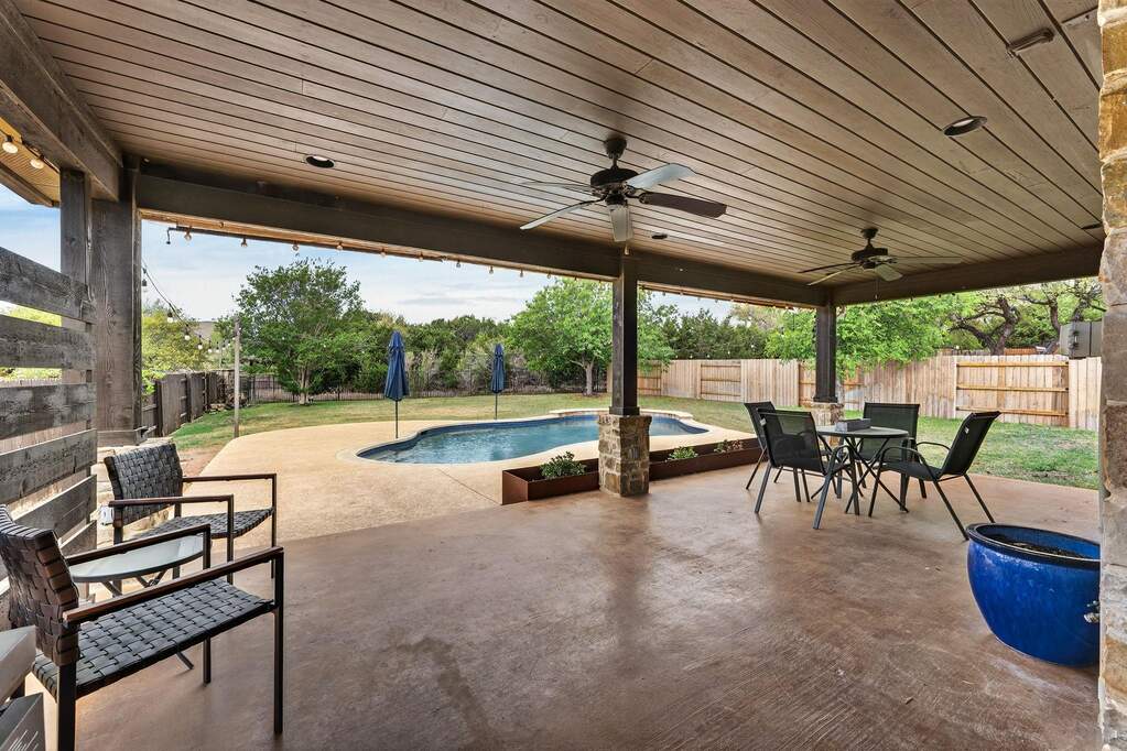 4 Bedroom Single Family Home/House's Image 22