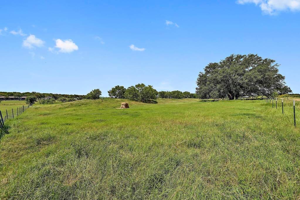 Land/Vacant Land's Image 29