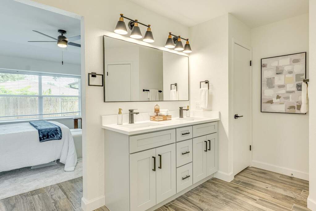 3 Bedroom Single Family Home/House's Image 17