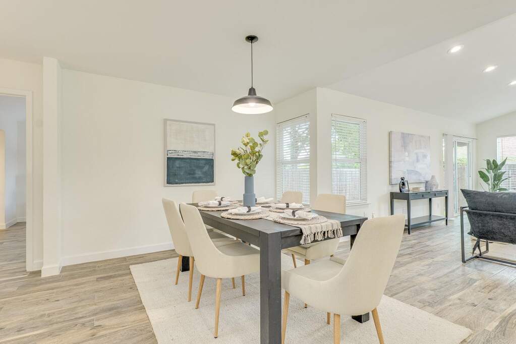 3 Bedroom Single Family Home/House's Image 5