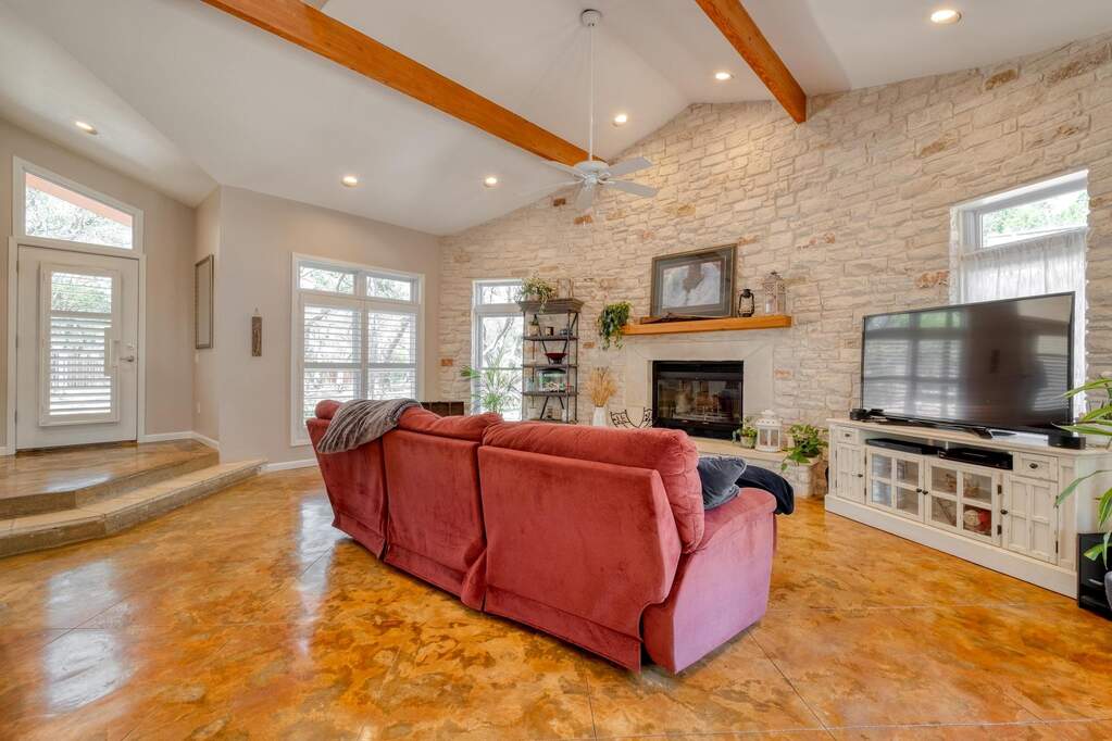 3 Bedroom Single Family Home/House's Image 4