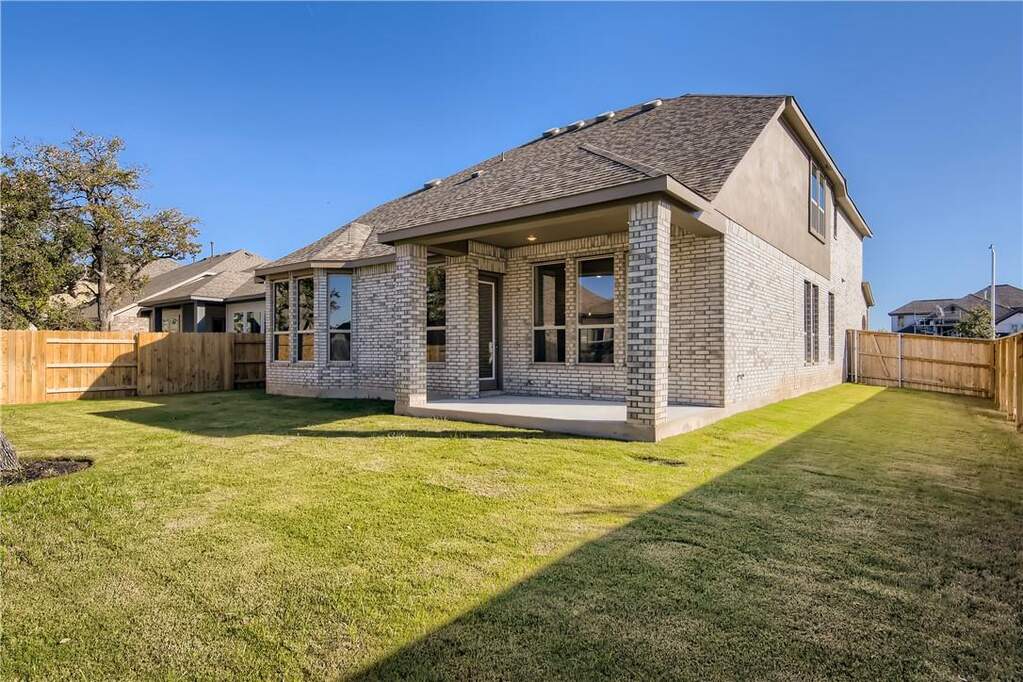 4 Bedroom Single Family Home/House's Image 22