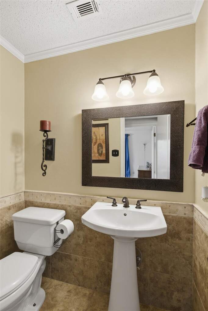 4 Bedroom Single Family Home/House's Image 13
