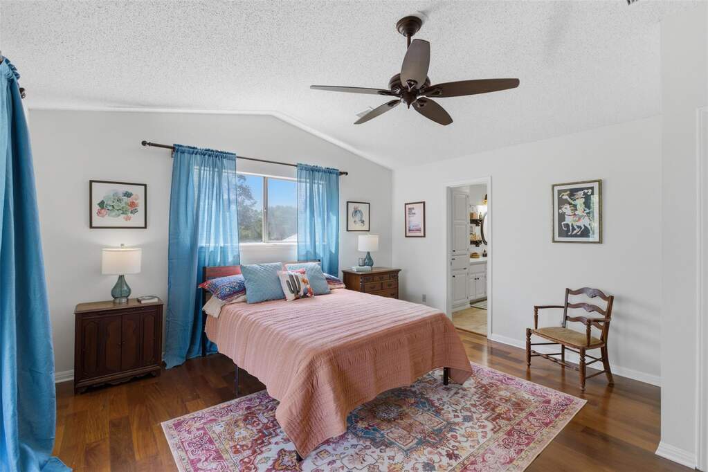 4 Bedroom Single Family Home/House's Image 15
