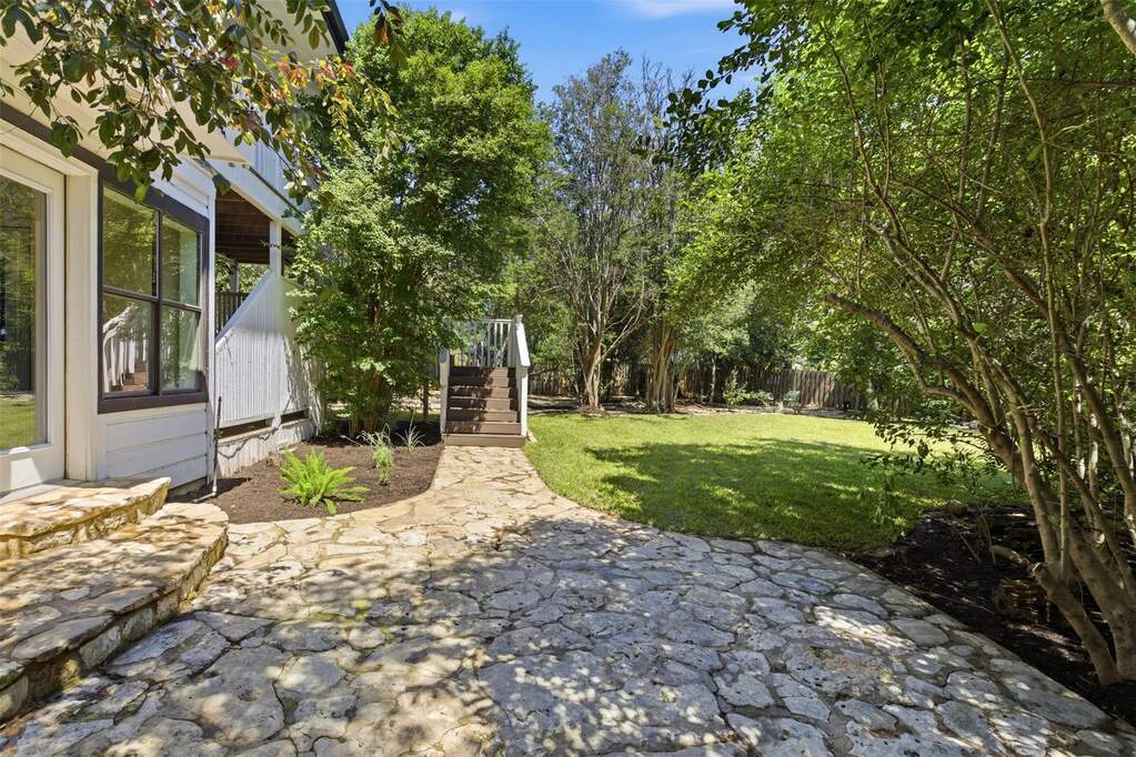 4 Bedroom Single Family Home/House's Image 28