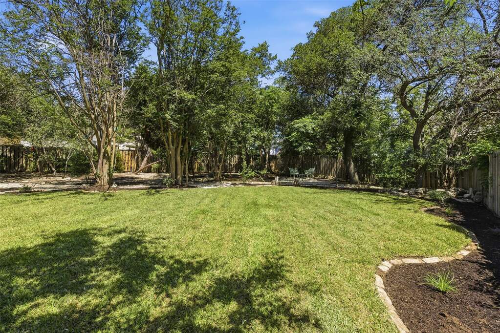 4 Bedroom Single Family Home/House's Image 31