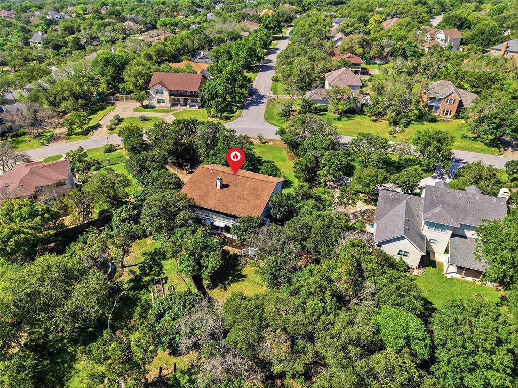 4 Bedroom Single Family Home/House's Image 35