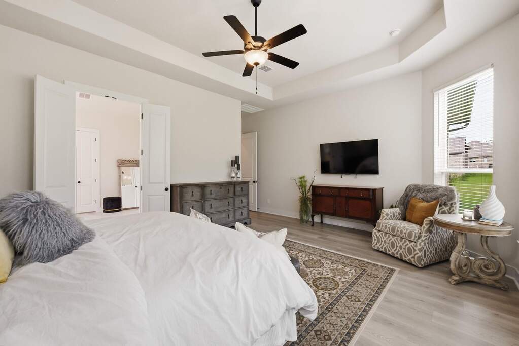 4 Bedroom Single Family Home/House's Image 19