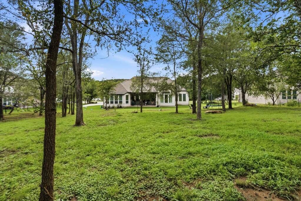 4 Bedroom Single Family Home/House's Image 5