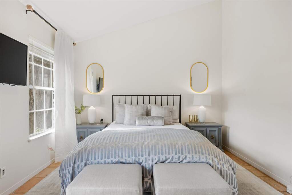 4 Bedroom Single Family Home/House's Image 14