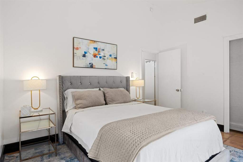 4 Bedroom Single Family Home/House's Image 26