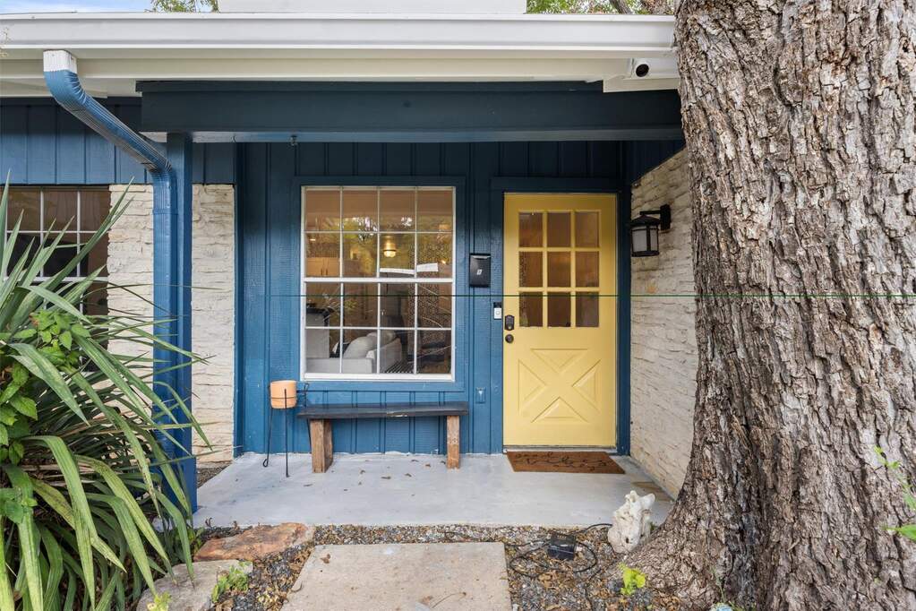 4 Bedroom Single Family Home/House's Image 28