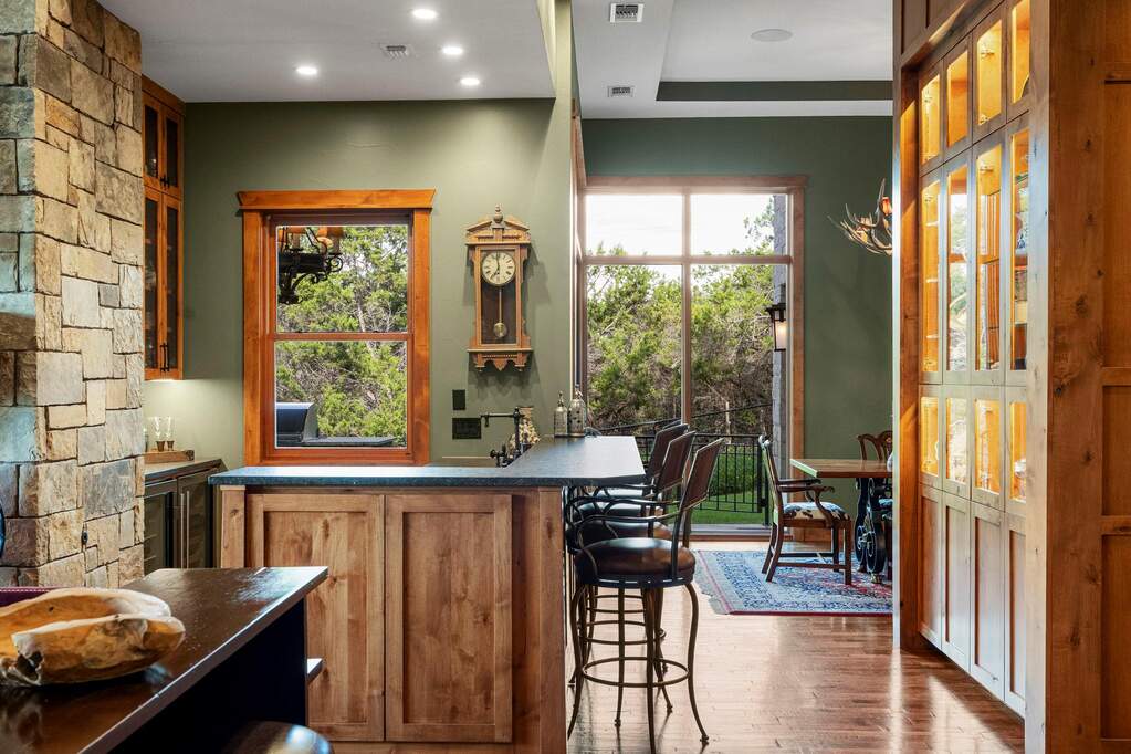 4 Bedroom Single Family Home/House's Image 17