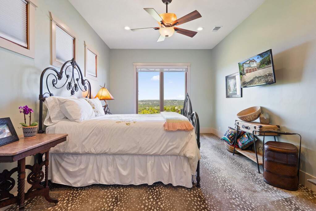 4 Bedroom Single Family Home/House's Image 31