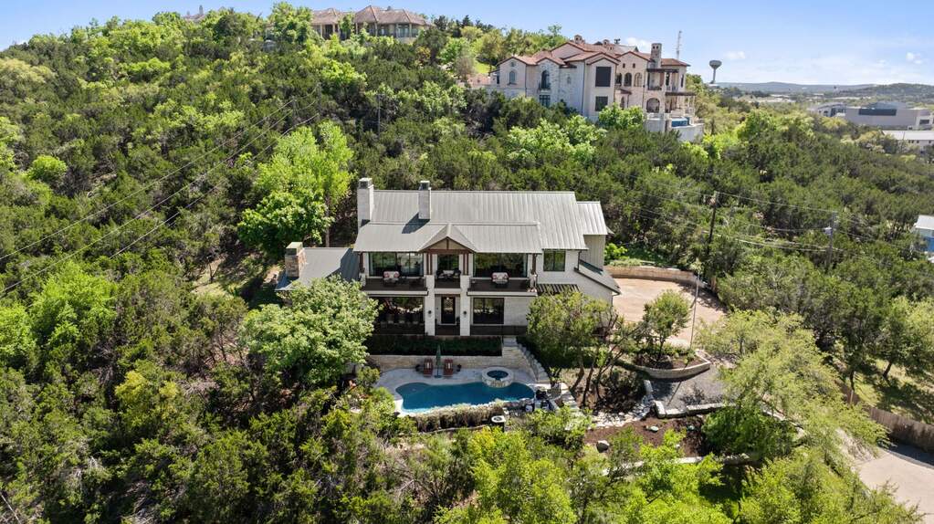 4 Bedroom Single Family Home/House's Image 36