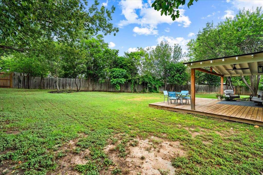 3 Bedroom Single Family Home/House's Image 24