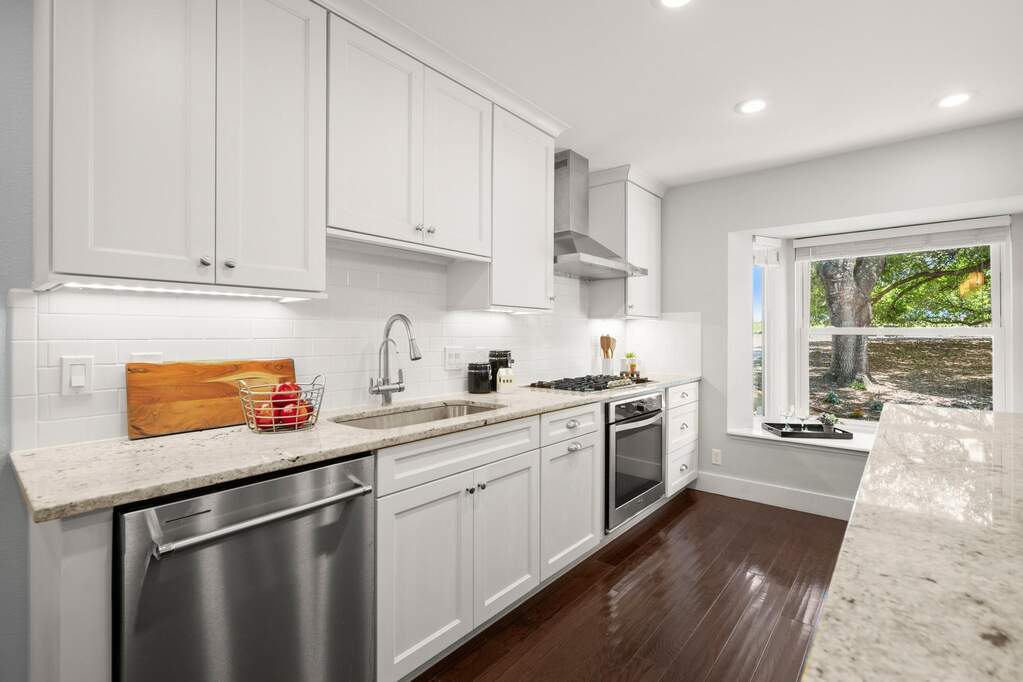 3 Bedroom Single Family Home/House's Image 12