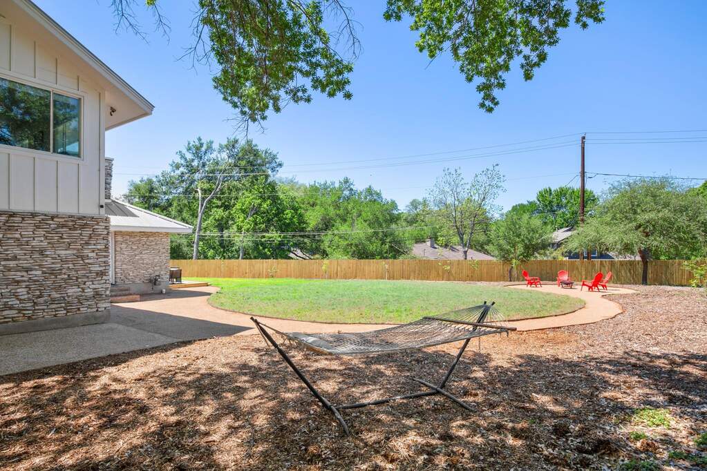 3 Bedroom Single Family Home/House's Image 37