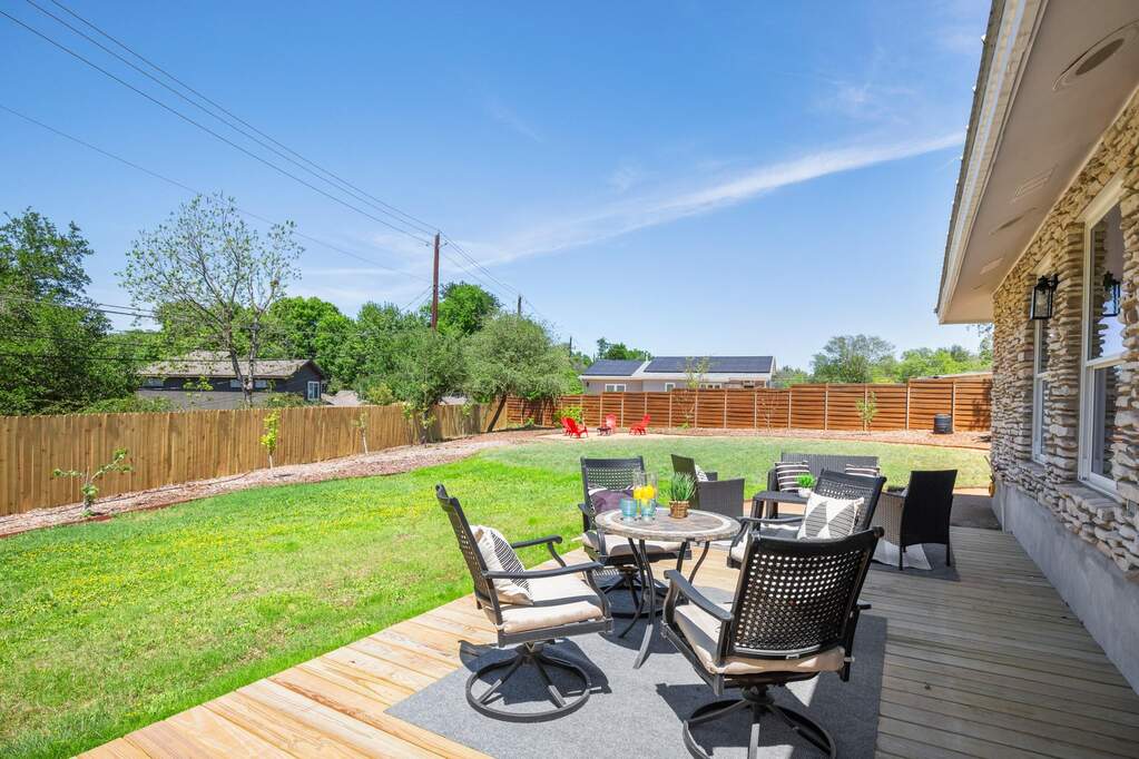 3 Bedroom Single Family Home/House's Image 3