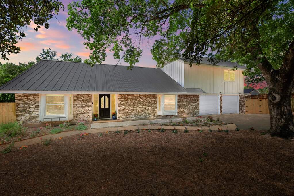 3 Bedroom Single Family Home/House's Image 5