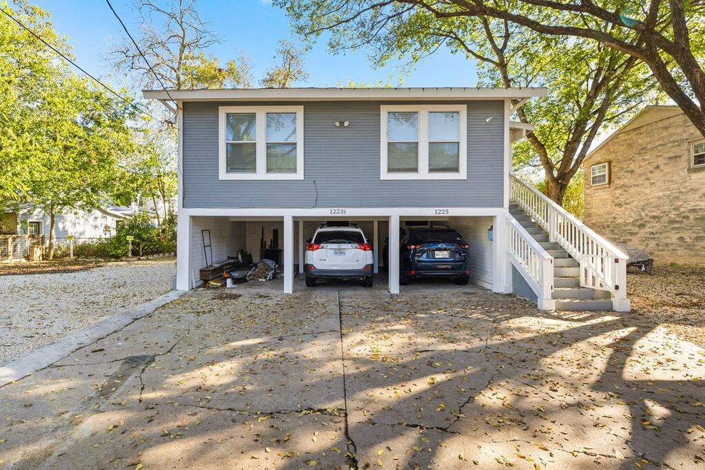 Single Family Home/House's Image 20