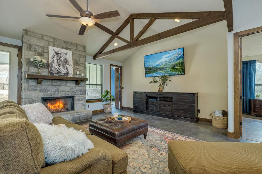 4 Bedroom Single Family Home/House's Image 11
