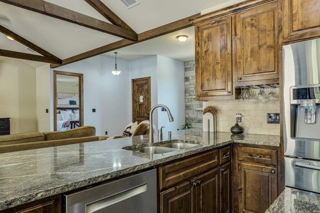 4 Bedroom Single Family Home/House's Image 17