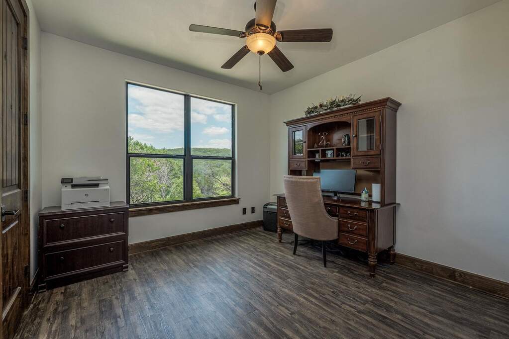 4 Bedroom Single Family Home/House's Image 23