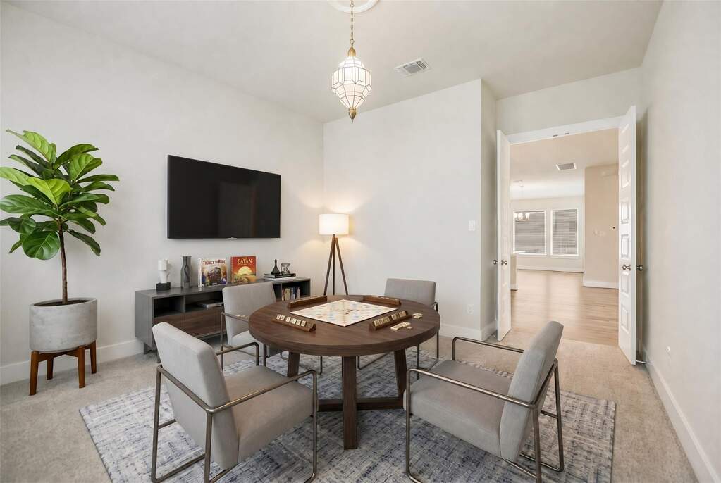 4 Bedroom Single Family Home/House's Image 13