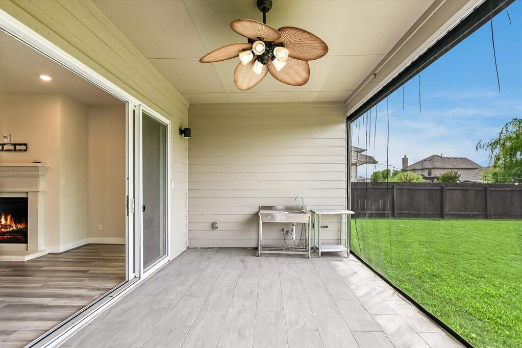 4 Bedroom Single Family Home/House's Image 22